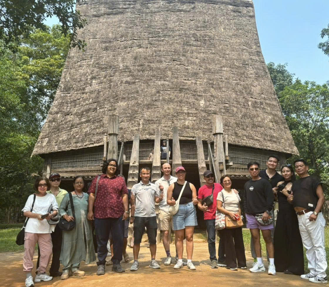 HA NOI CITY TOUR FULL DAY BY BUS