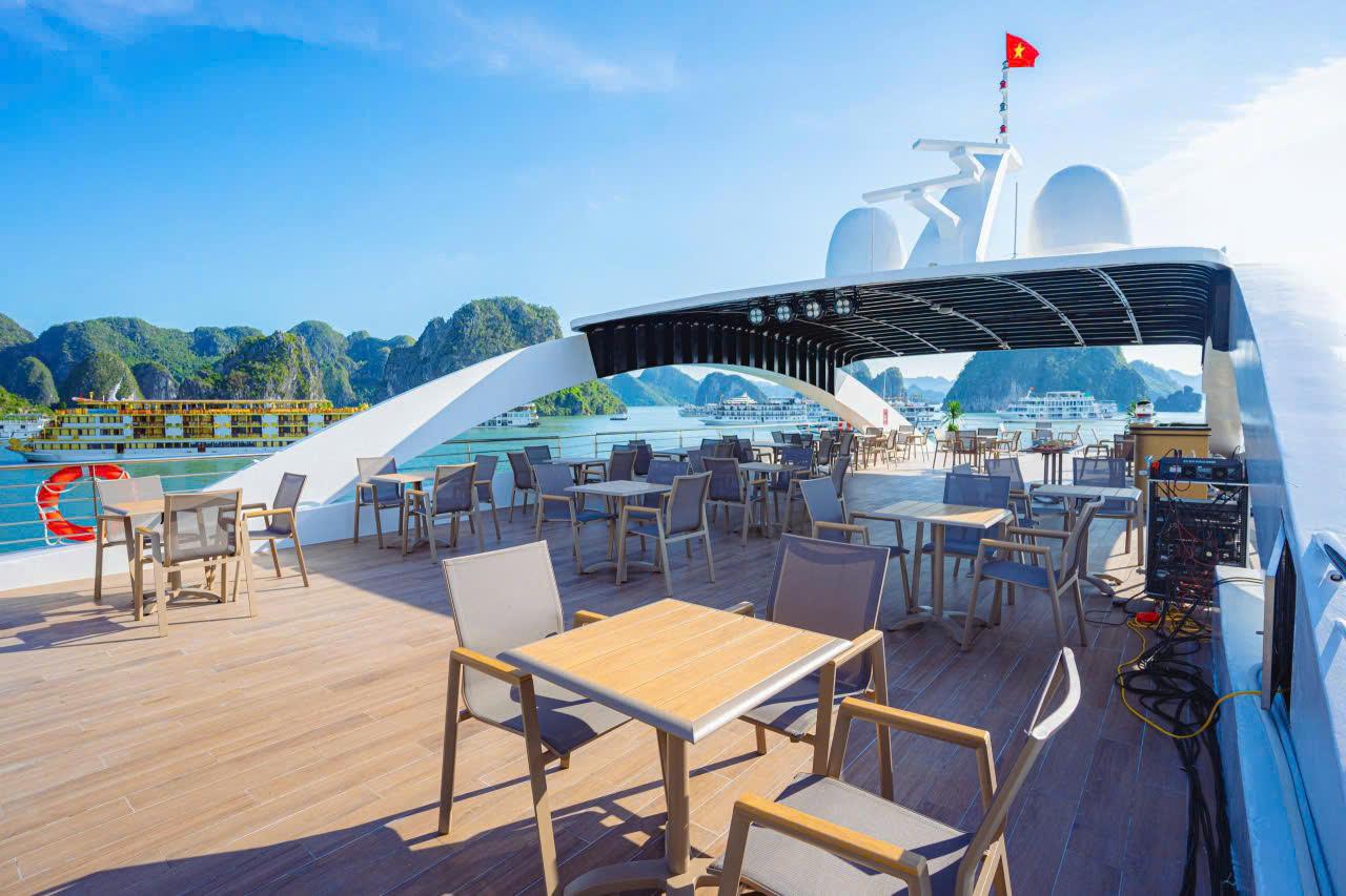LEONA - HA LONG BAY 6 STAR CRUISE