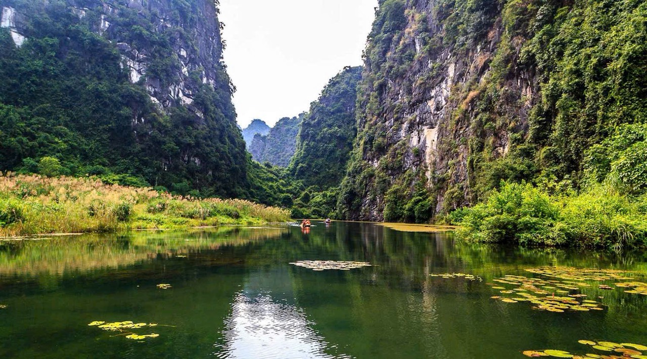 HOA LU - TAM COC- NINH BINH FULL DAY TOUR