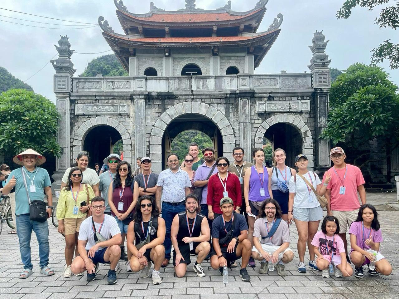 NINH BINH DAY TRIP EXPERIENCE