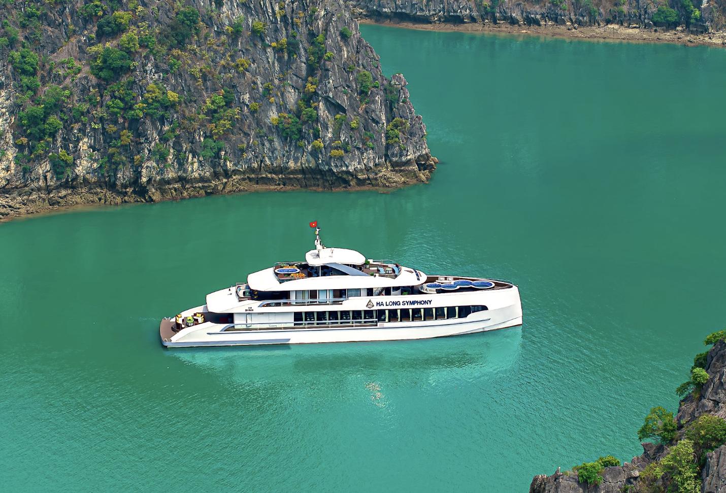 SYMPHONY 5 STAR - HA LONG BAY 1 DAY CRUISE